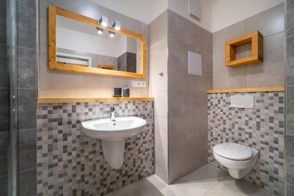 Private Cozy And Quiet Apartment Lipno nad Vltavou Bagian luar foto
