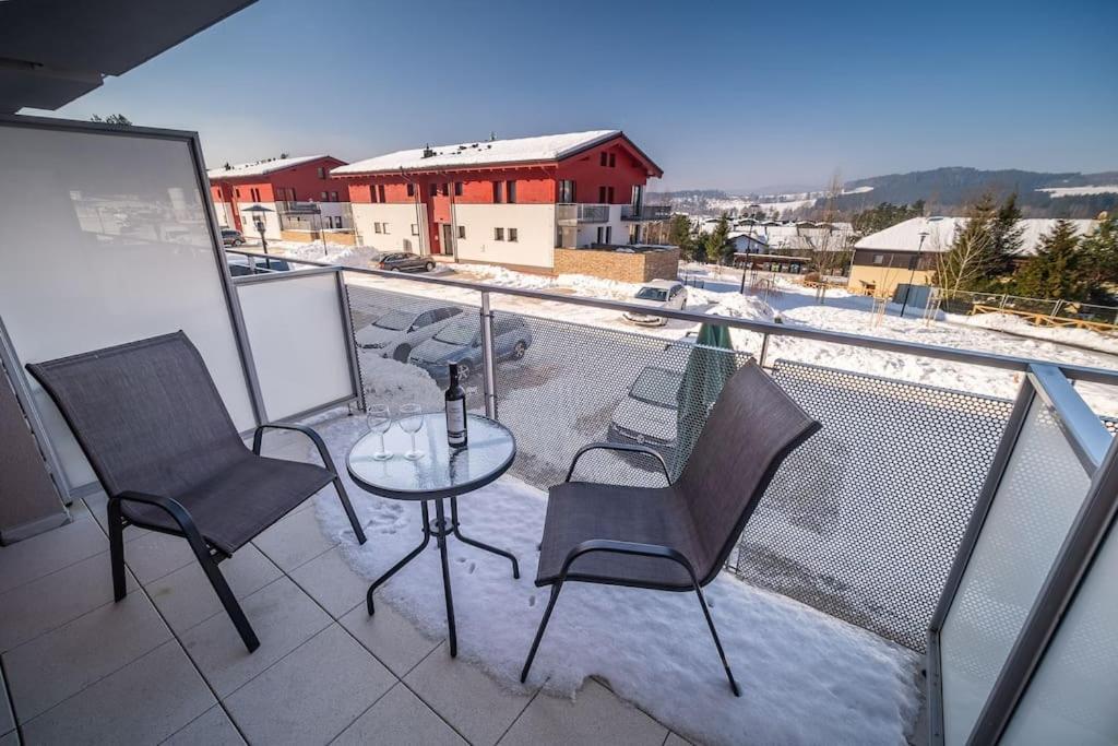 Private Cozy And Quiet Apartment Lipno nad Vltavou Bagian luar foto